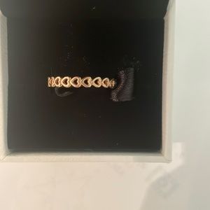 Rose gold pandora ring